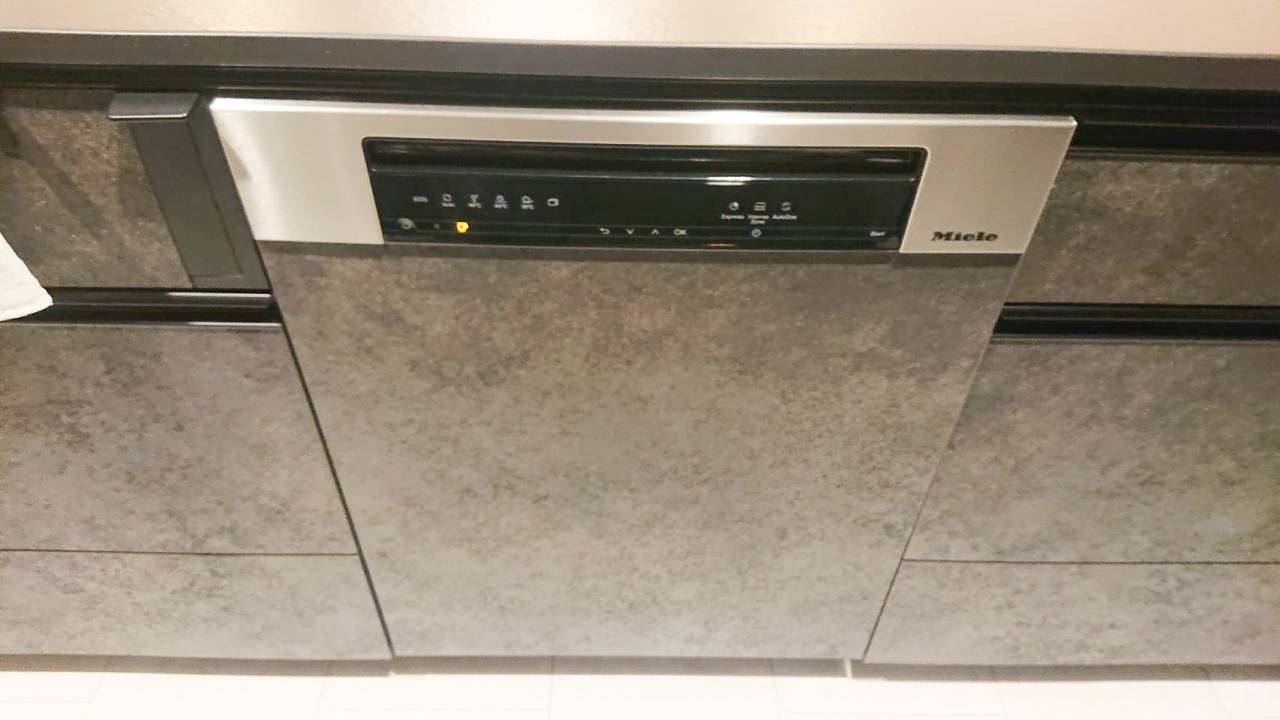 キッチンの食洗機の写真
